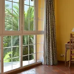 El Habana Llanes فندق 3*